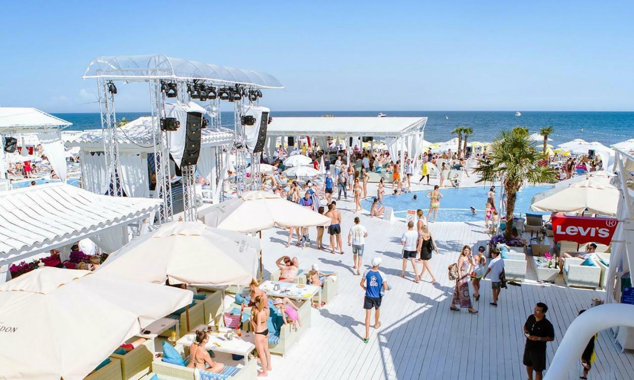 Apartments In Arcadia With Sea View Одесса Экстерьер фото