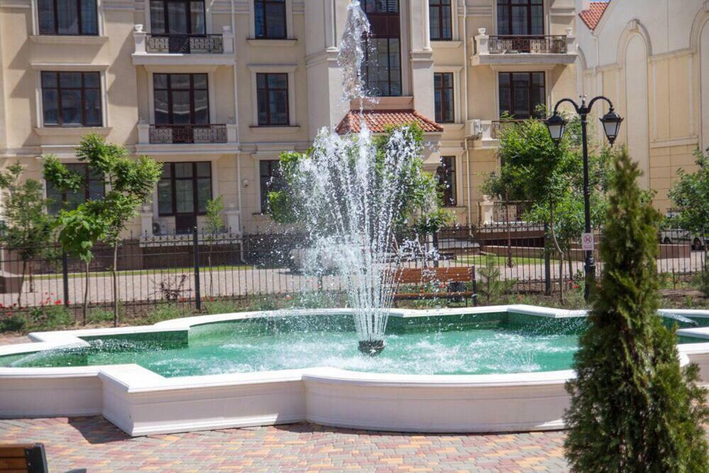 Apartments In Arcadia With Sea View Одесса Экстерьер фото